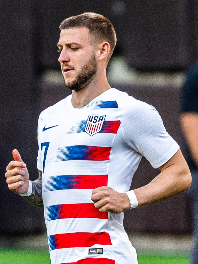 Us Men's National Soccer Team Paul Arriola Wallpaper