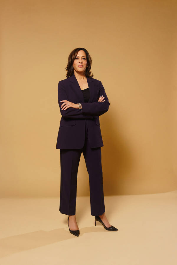 Us Vice President Kamala Harris Wallpaper