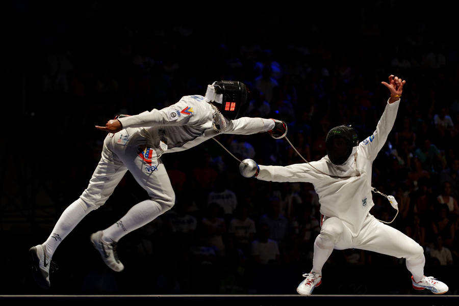 Usa Olympic Fencers Modern Pentathlon Wallpaper