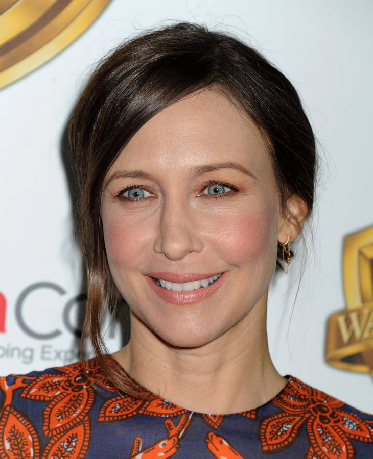 Vera Farmiga Celebrity Look Wallpaper