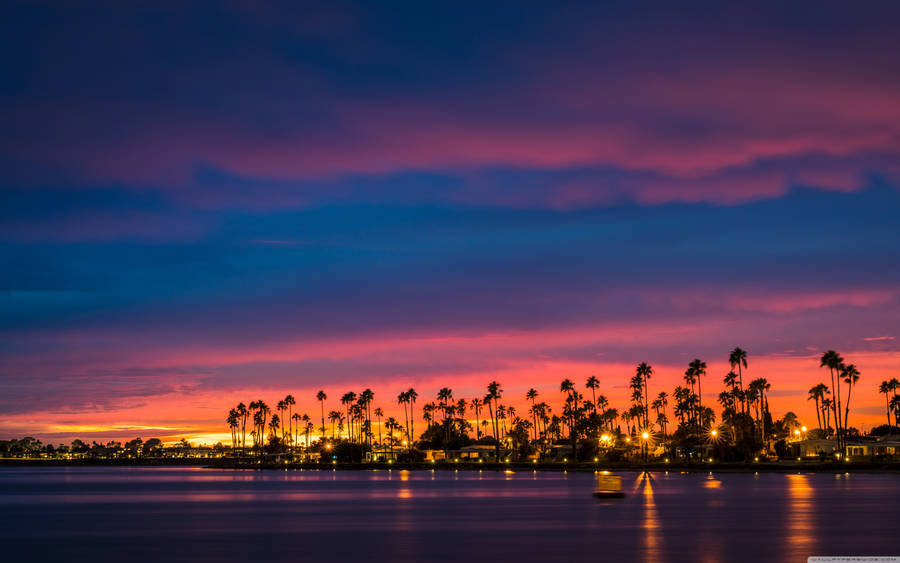 Vibrant Dusk Over San Diego Wallpaper