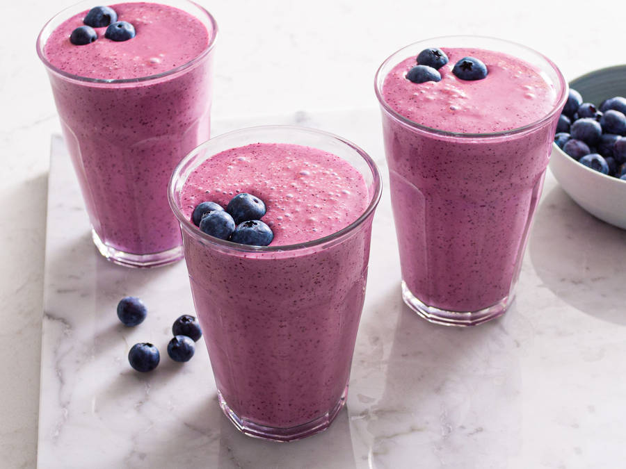 Vibrant Healthy Smoothie Blend Wallpaper