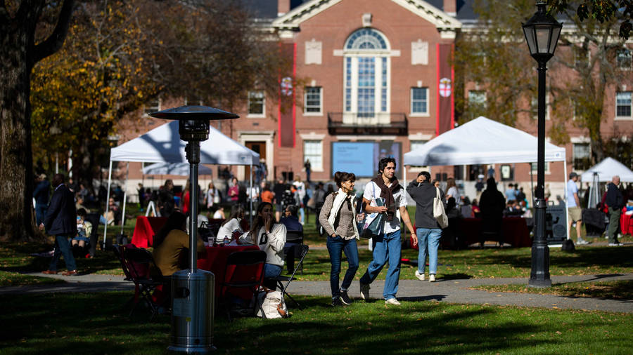 Vibrant Life At Brown University During Family Weekend Wallpaper