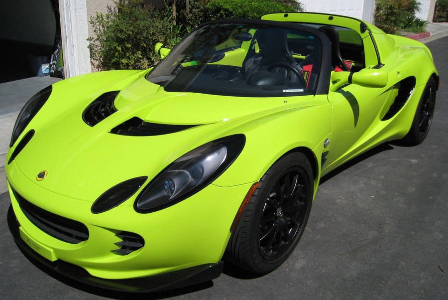 Vibrant Lime Green Lotus Car 2005 Model Wallpaper