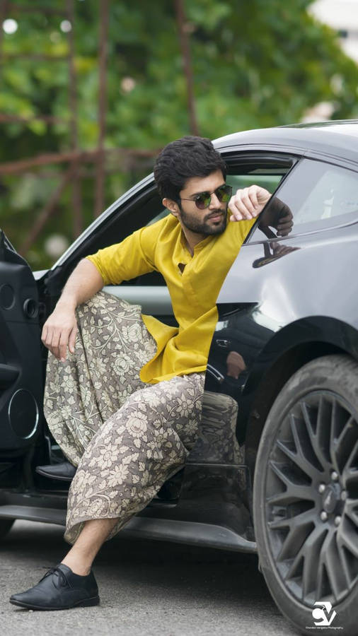 Vijay Deverakonda On A Car 4k Wallpaper