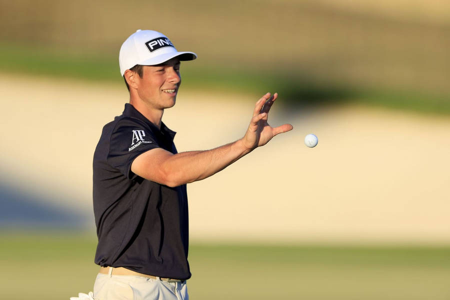 Viktor Hovland Juggling The Golf Ball Wallpaper