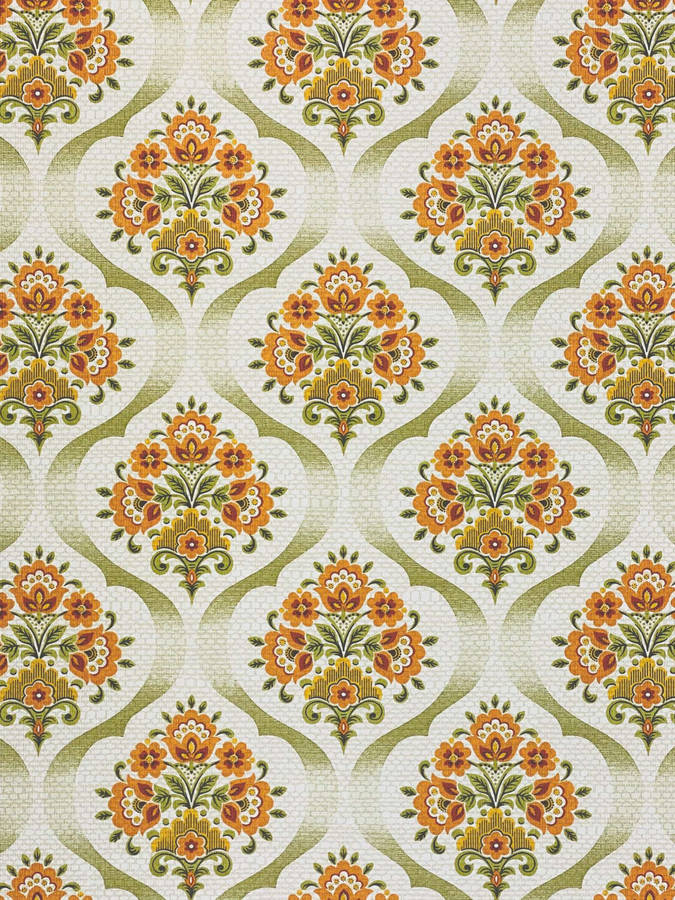 Vintage 70s Luxurious Baroque Flowers Wallpaper