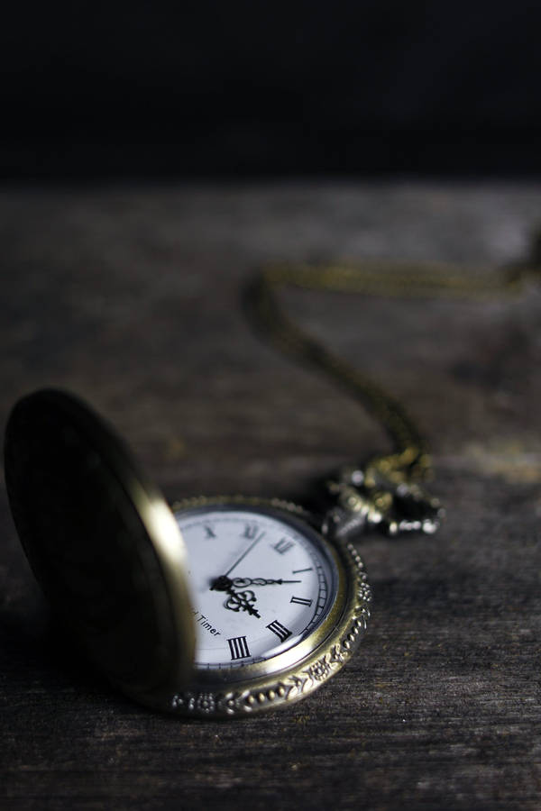 Vintage Pocket Watch Time Wallpaper