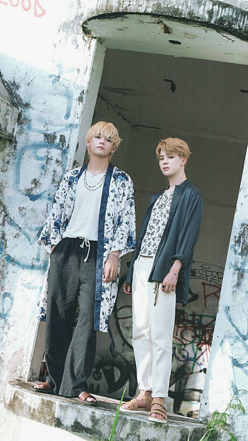 Vmin Urban Graffiti Wallpaper