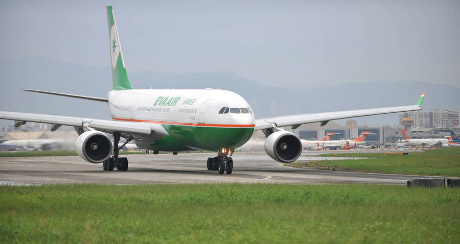 Waiting Eva Air Wallpaper