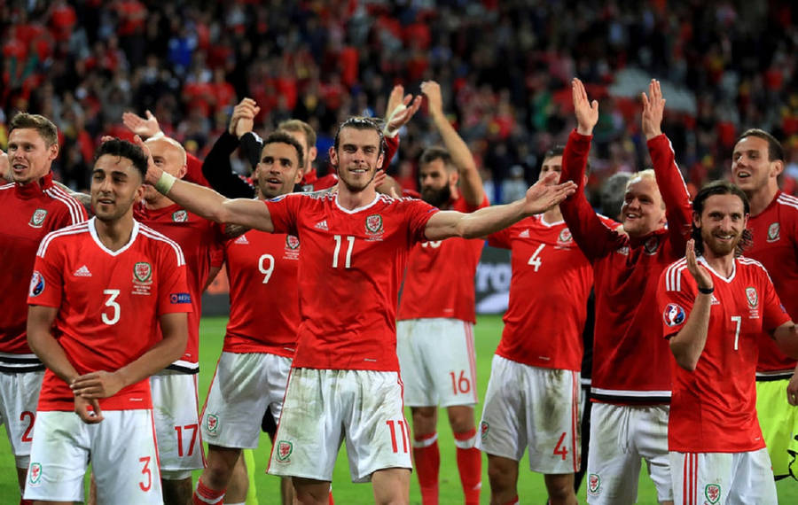 Wales National Football Team Rejoicing With Bale Wallpaper