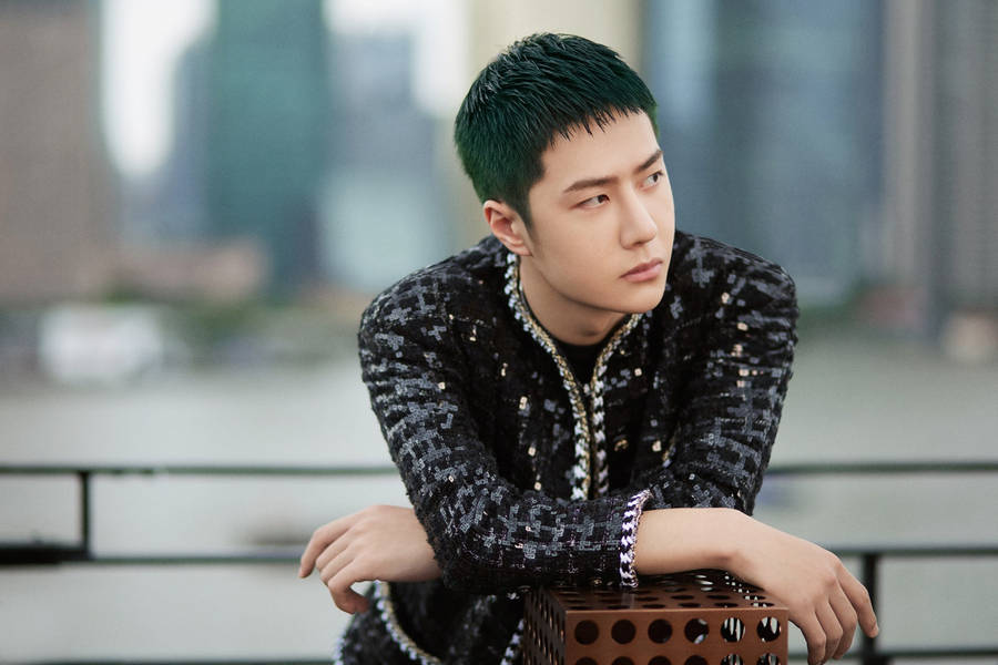 Wang Yibo Green Hairstyle Wallpaper