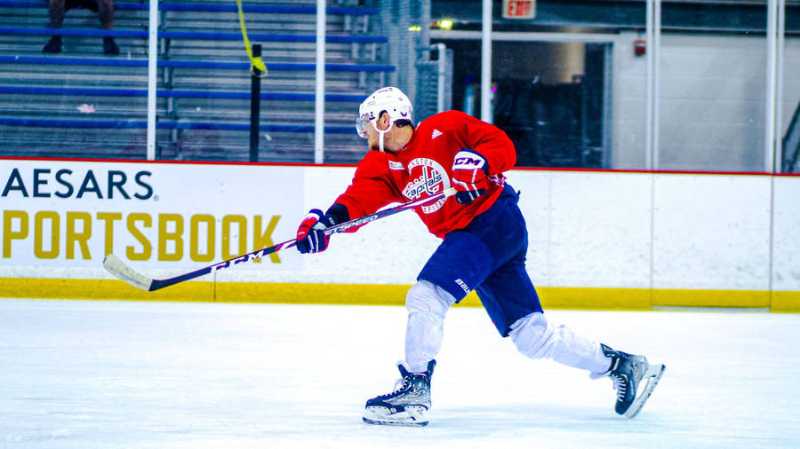 Washington Capitals John Carlson In Training Wallpaper