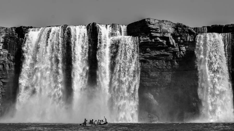 Waterfalls Black Mac Wallpaper