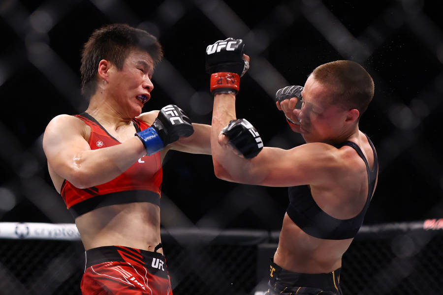 Weili Zhang Against Rose Namajunas Wallpaper