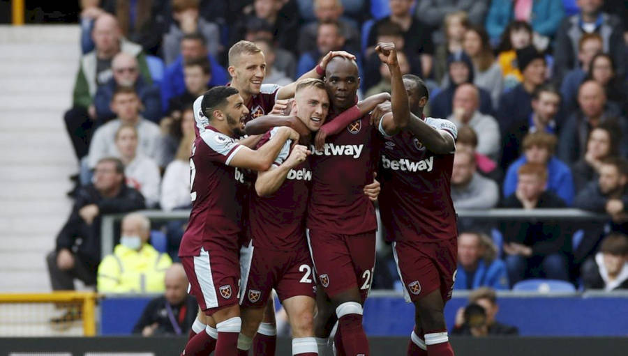 West Ham Team Celebration Football Match Wallpaper