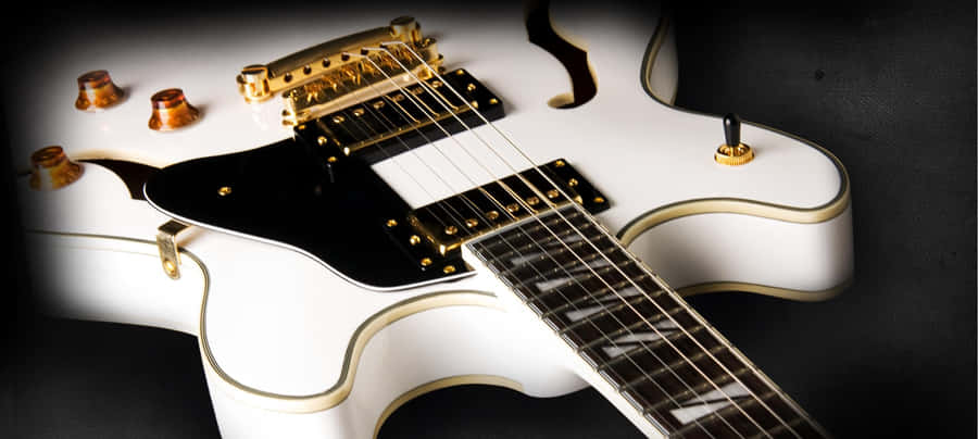 White Bass Guitar Desktop Wallpaper