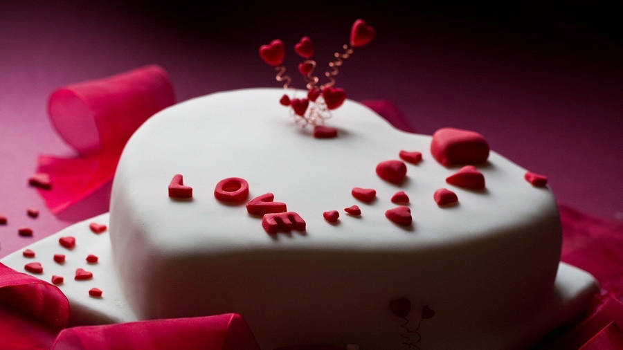 White Fondant Sheesh Cake Wallpaper