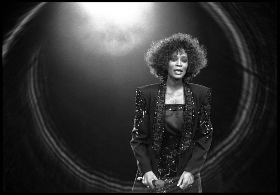 Whitney Houston In Black Blazer Wallpaper
