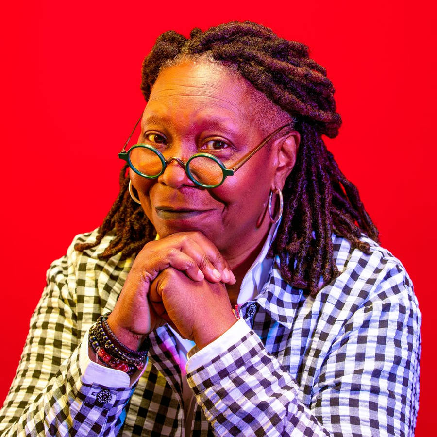 Whoopi Goldberg Red Background Wallpaper