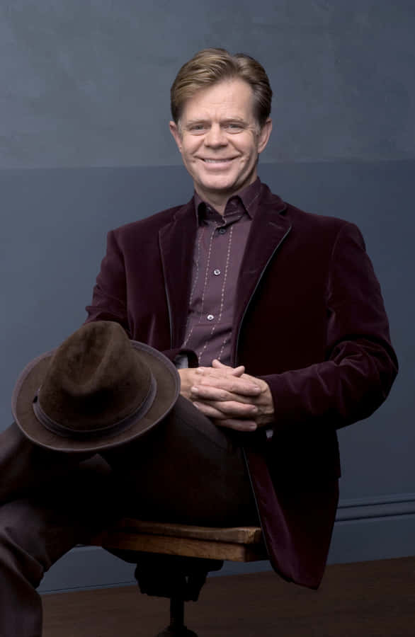 William H. Macy In A Captivating Photoshoot Wallpaper