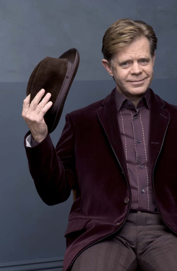 William H. Macy Posing For A Portrait Wallpaper