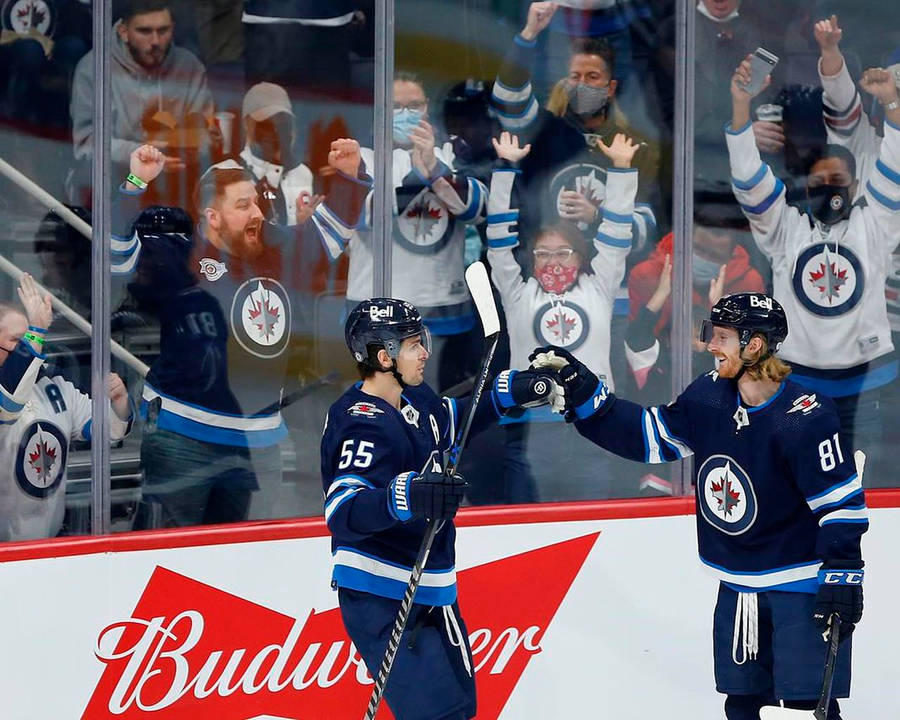 Winnipeg Jets Players Kyle Connor And Mark Scheifele Wallpaper