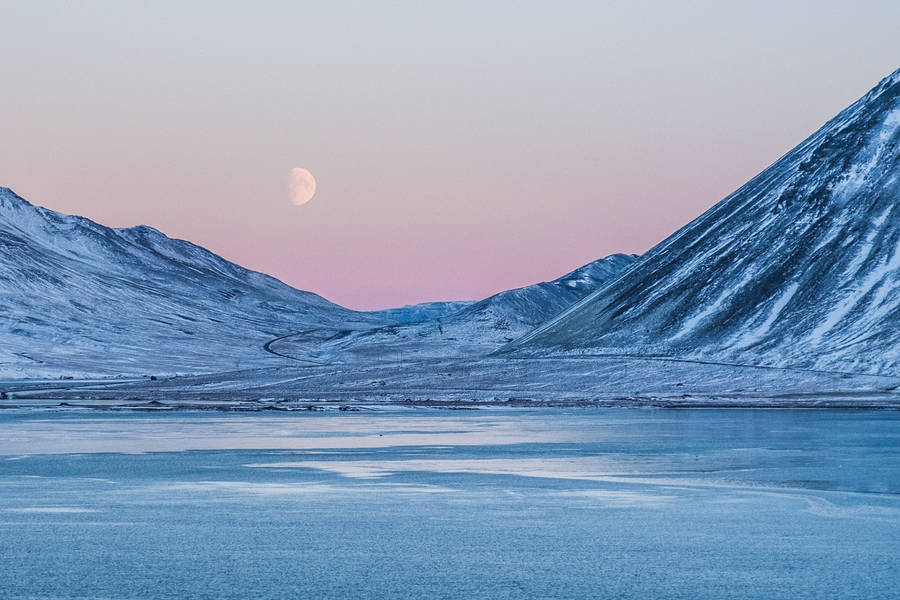 Winter Mountain Macbook Wallpaper