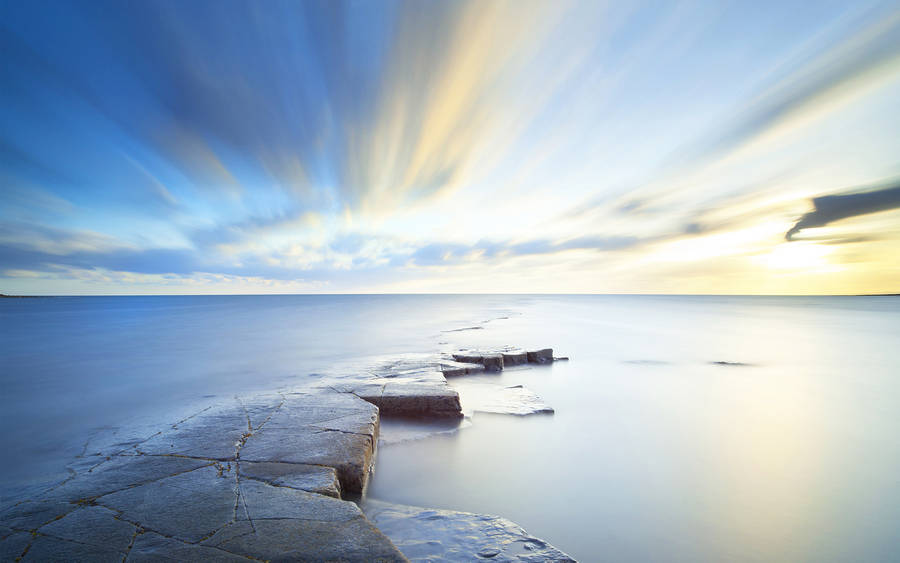 Wonderful Long Exposure Photo Of Horizon Wallpaper