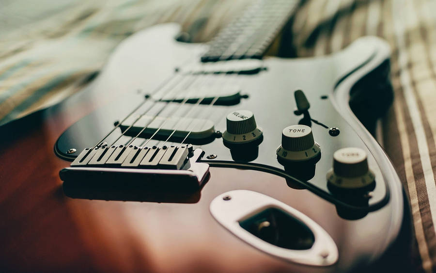 Wooden Electricity-powered Guitar Wallpaper