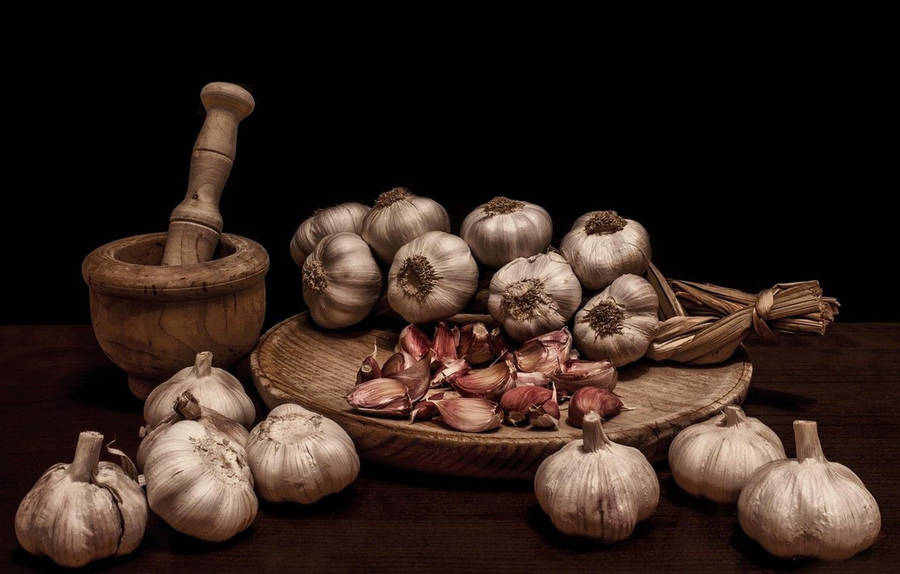 Wooden Mortar And Garlic Vegetable Wallpaper