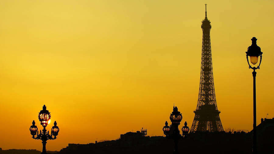 Yellow Hd Eiffel Tower Sunset Wallpaper