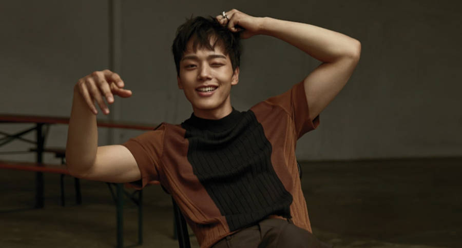 Yeo Jin Goo In Brown Wallpaper