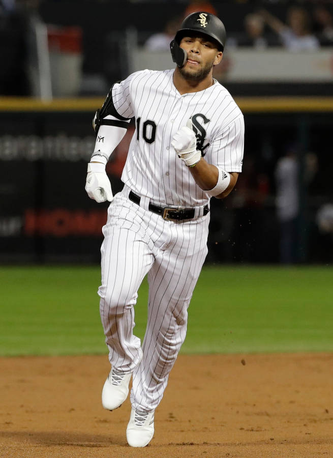 Yoan Moncada Running With Helmet Wallpaper