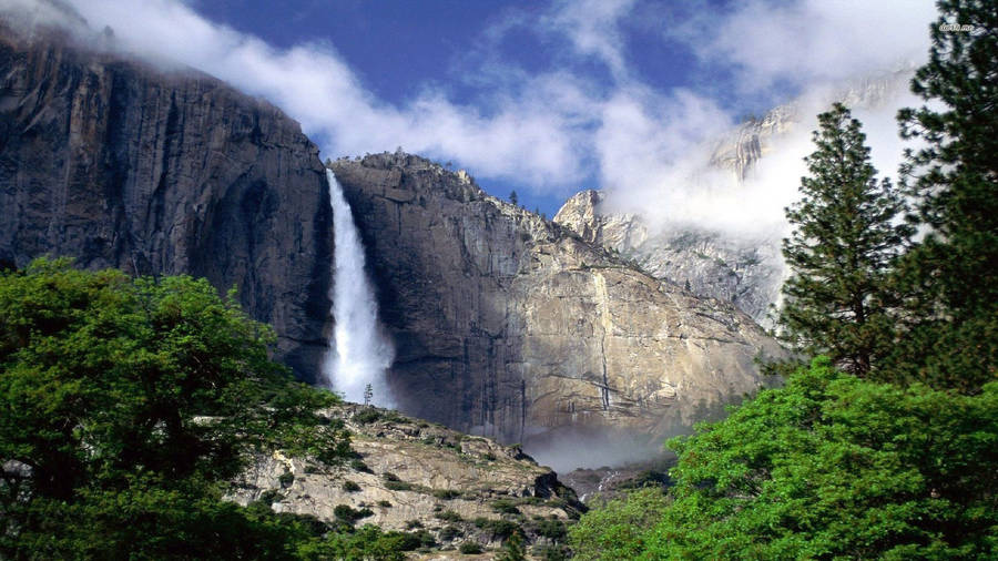 Yosemite Mountain Waterfall Wallpaper