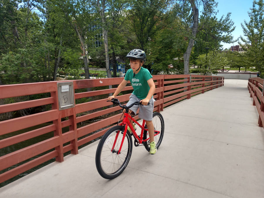 Young Challenger On Specialized Bike Wallpaper