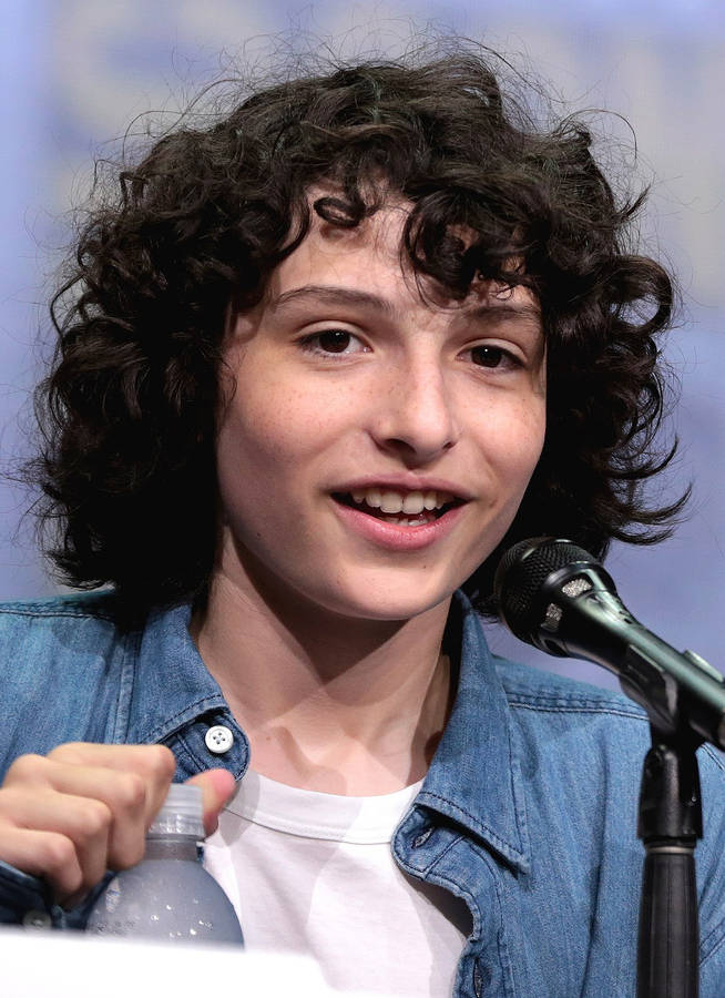 Young Finn Wolfhard Wallpaper