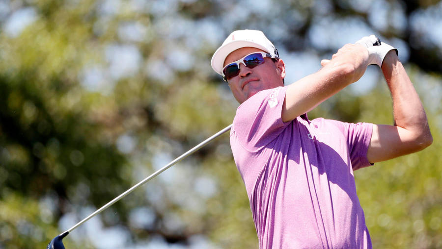 Zach Johnson In A Pink Polo Wallpaper