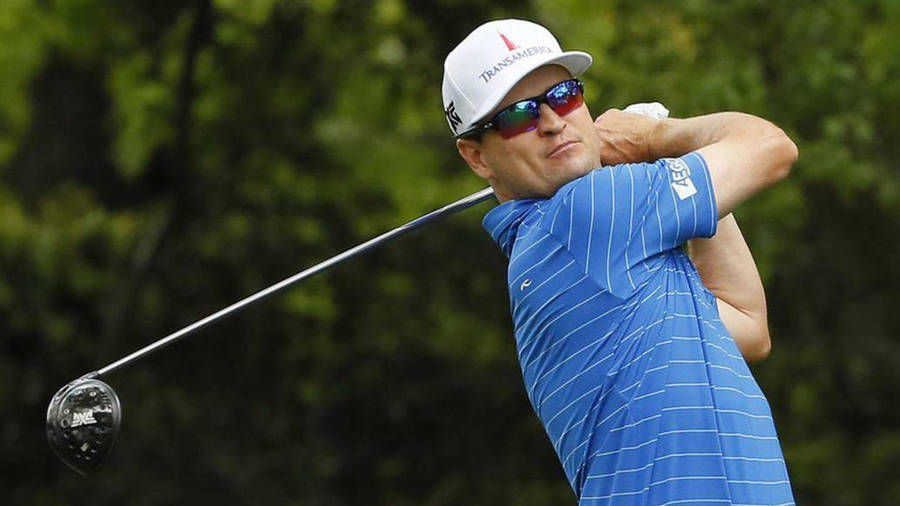 Zach Johnson Wearing Blue Polo Wallpaper