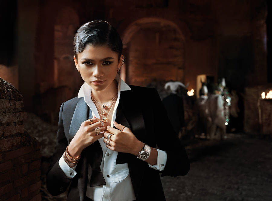 Zendaya For Bvlgari Mai Troppo Wallpaper