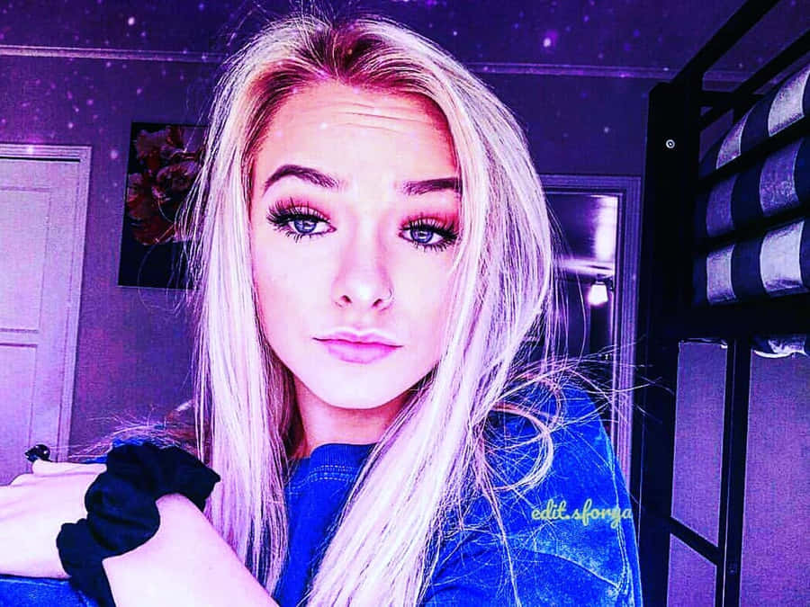 Zoe Laverne Blue Shirt Wallpaper