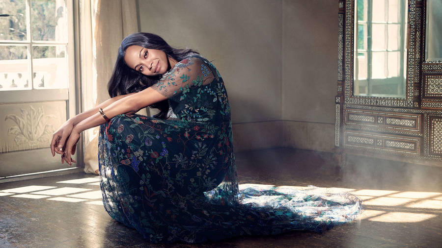 Zoe Saldana Green Floral Dress Wallpaper