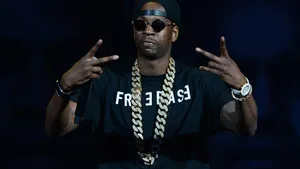 2 Chainz Las Vegas Performance Wallpaper