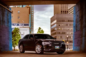 2016 Chrysler 300 Wallpaper