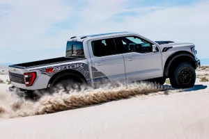 2023 Ford F-150 Raptor Supercrew Cab Wallpaper