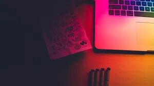 4k Laptop Rainbow Light Desk Wallpaper