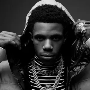 A Boogie Wit Da Hoodie Performing At A Music Festival Wallpaper