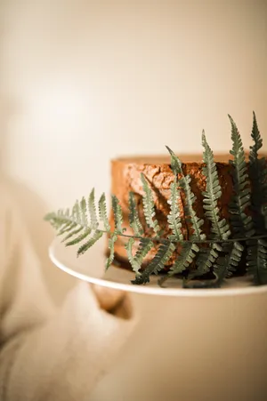 A Cake And Leaf Wallpaper