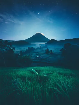 A Look At Some Of Nature's Most Iconic Views Wallpaper