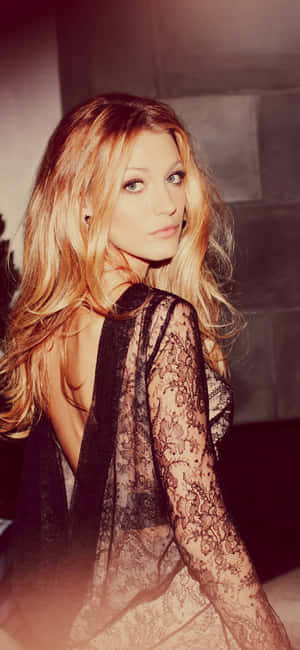 A Mesmerizing Sunset By The Beach Wallpaper